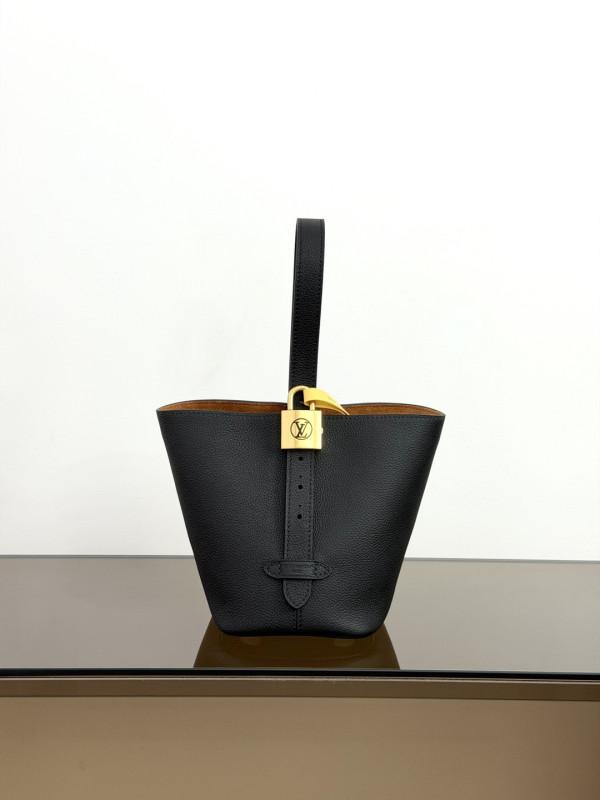 Borsa LV M25543  16x18x12 cm