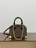 Borsa LV M26084 22x19x11 cm