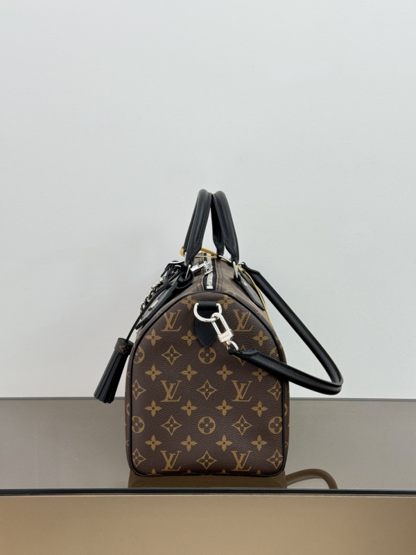 Borsa LV M12243 30x21x17 cm