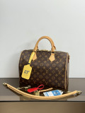Borsa LV M11945 30x21x17 cm