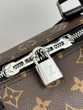 Borsa LV M12243 30x21x17 cm