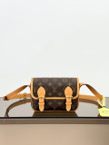 Borsa LV M26805  19.5x15x6 cm