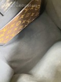 Borsa LV M24891  17 x 30 x 21 cm