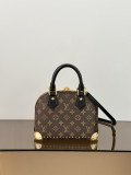 Borsa LV M26084 22x19x11 cm