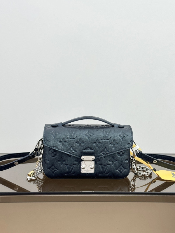 Borsa LV M26456 21.5x13.5x6 cm