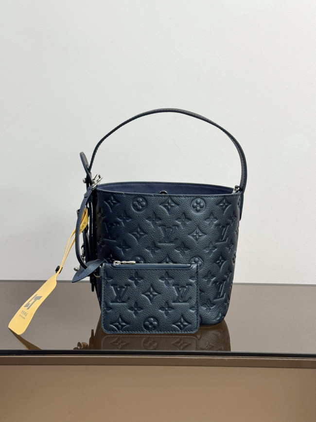 Borsa LV M26430 16x18x12 cm