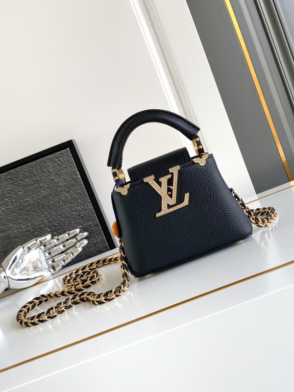 Borsa LV  16.3x11x6.5 cm
