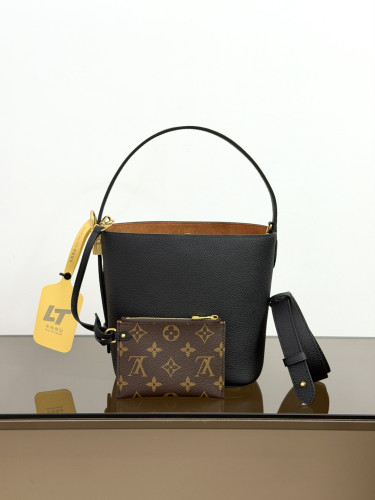 Borsa LV M25543  16x18x12 cm