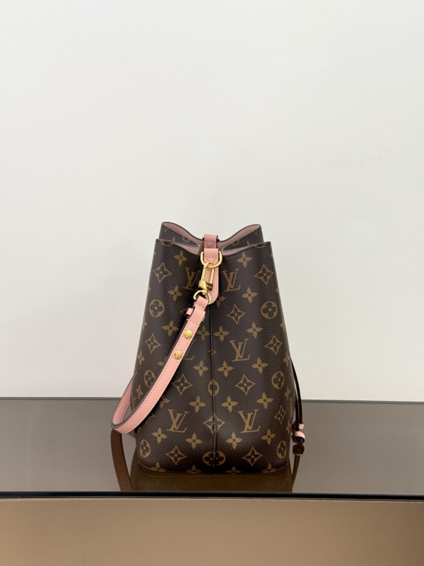 Borsa LV M44022 26x26x17.5 cm