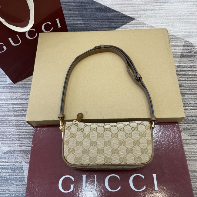 Gucci Half Horsebit 19cm x 19.5cm x 9cm