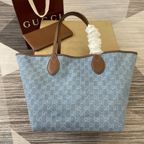 Gucci 30.5cm x 28cm x 27cm