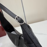 Gucci Jackie 1961 31.5cm x 22cm x 4.5cm