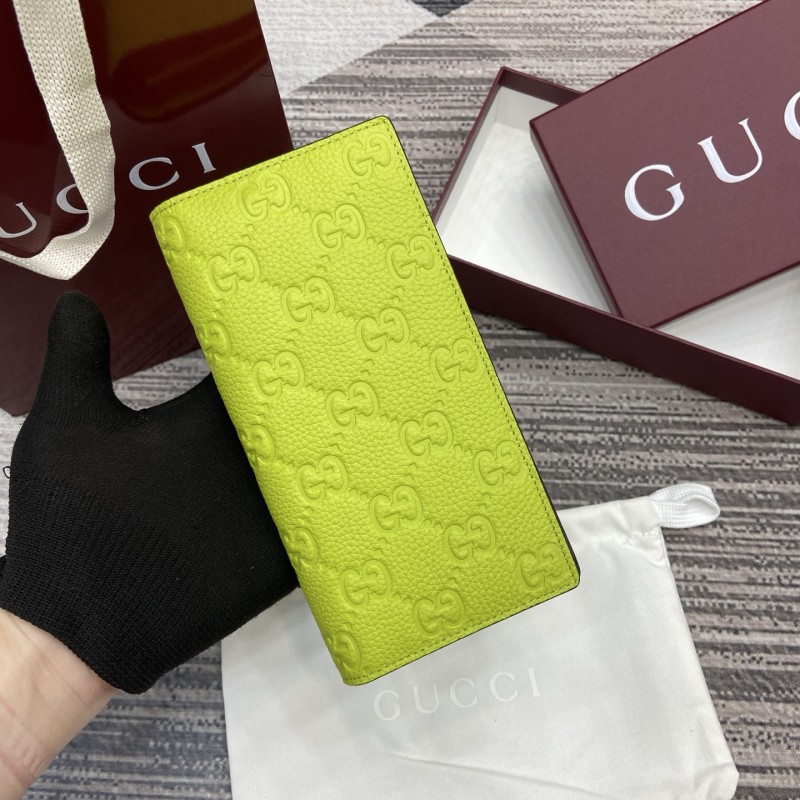 Gucci piccolo accessorio in 19cm x 10cm x2cm
