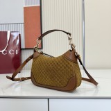 Gucci Body  25cm x 14.5cm x 6cm
