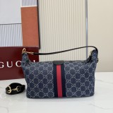 Gucci Vanity 27.5cm x 13cm x 14.5cm