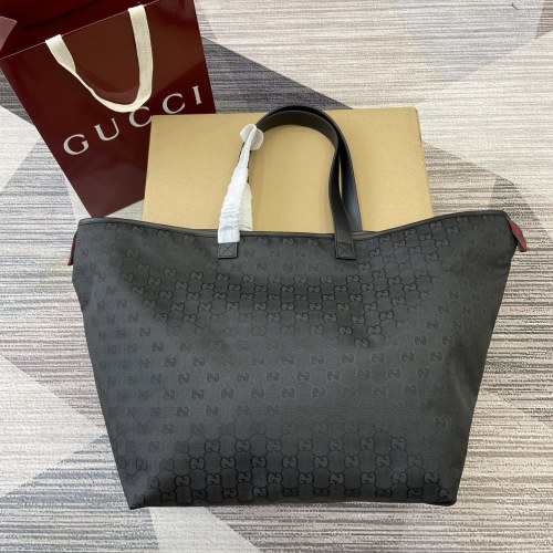 Gucci 35.5cm x 34cm x 24cm