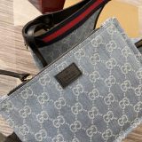 Gucci Giglio 60cm larghezza x 47cm   x 16cm