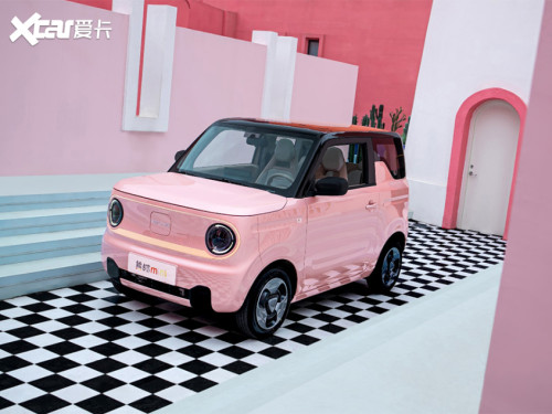 2024 100% new car Geely Panda Mini Electric Car from China New Family Travel and Dinner Car Available for Sale Geely Panda
