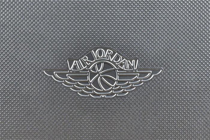 Air Jordan 1 High CO.JP Aluminium Case