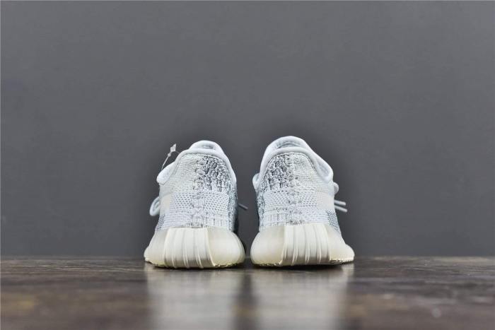 Kids YEEZY Boost 350 V2 Cloud White Reflective