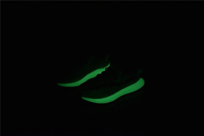 adidas Yeezy Boost 350 V2 Glow (Kids)