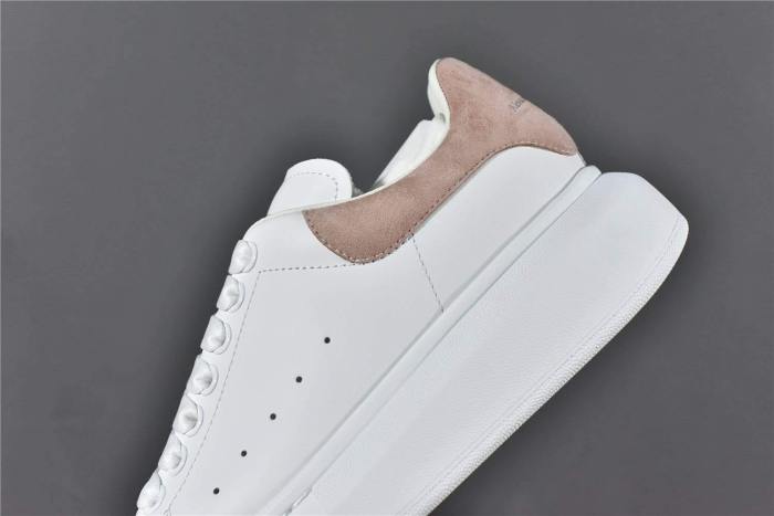 Alexander McQUEEN Oversized Sneaker White Smooth Calf Leather Patchouli Suede Heel