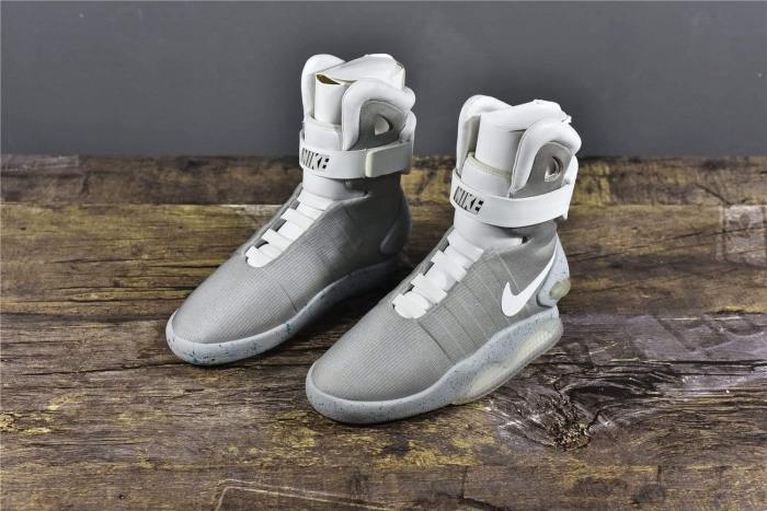 Nike MAG Back to the Future (2011)