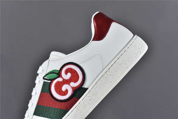 Gucci Ace Embroidered GG Apple