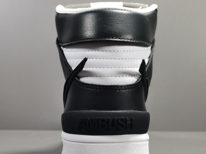 Nike Dunk High Ambush Black White