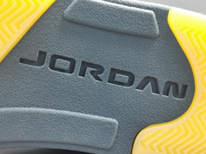 Jordan 5 Retro Jade Horizon