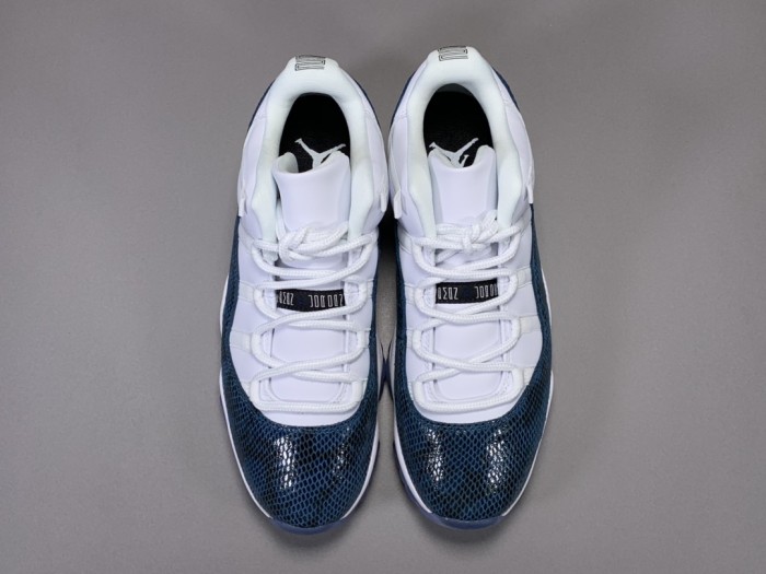 Jordan 11 Retro Low Snake Navy (2019)