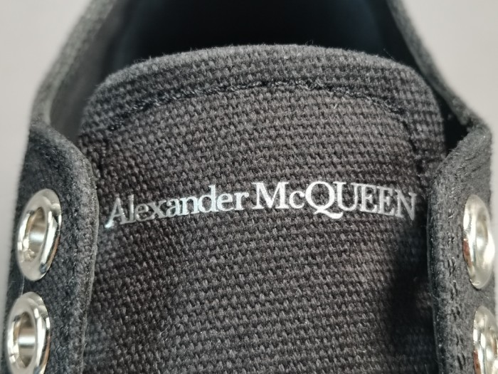 Alexander McQueen Tread Slick Low Lace Up Black White