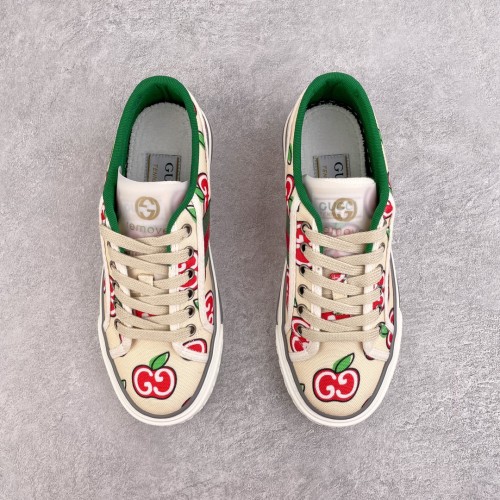 Gucci Tennis Apple print green and red