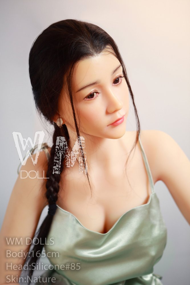 Bing Bing: Chinese Celebrity Sex Doll