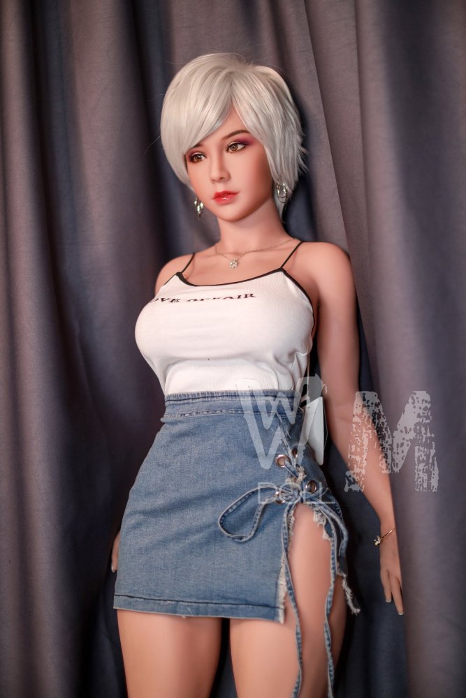 Jennie: Korean Pop Star Sex Doll