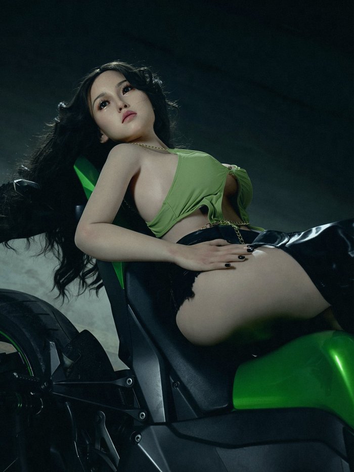 Xiu: Biker Girl Sex Doll
