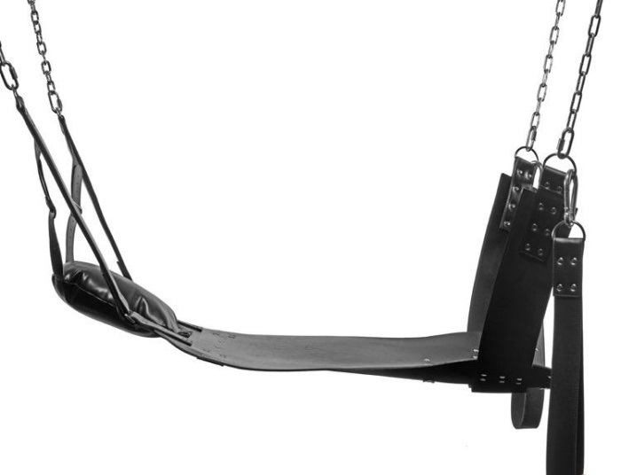 Leather Swing With Pillows And Stirrups