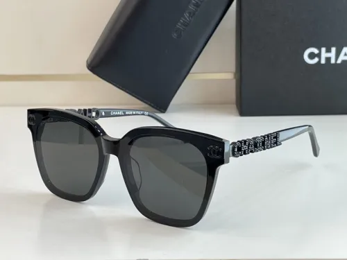 CHNL Sunglasses AAAA-855