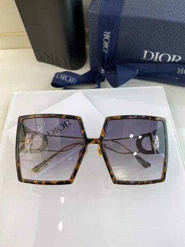 Dior Sunglasses AAAA-382