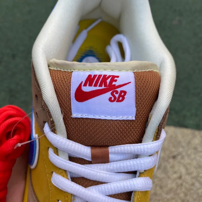 Authentic Nike SB Dunk Low “New Castle”