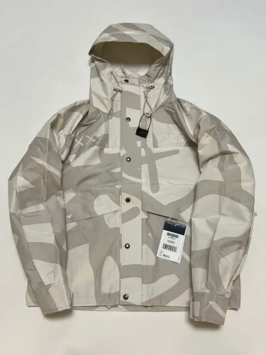 The North Face Jacket High End Quality-002