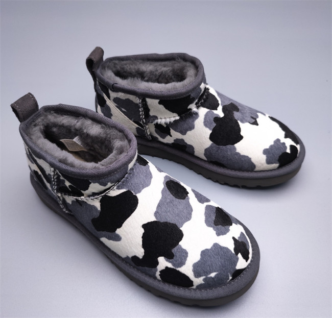 UG Boots Women-068