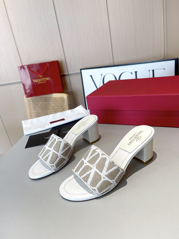 VT women slippers AAA-248