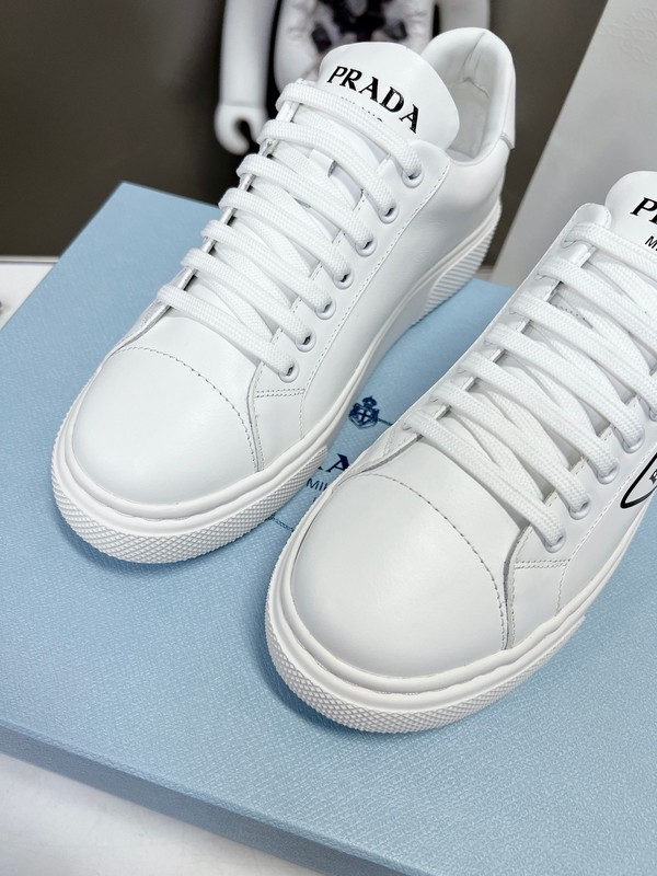 Prada women shoes 1：1 quality-365