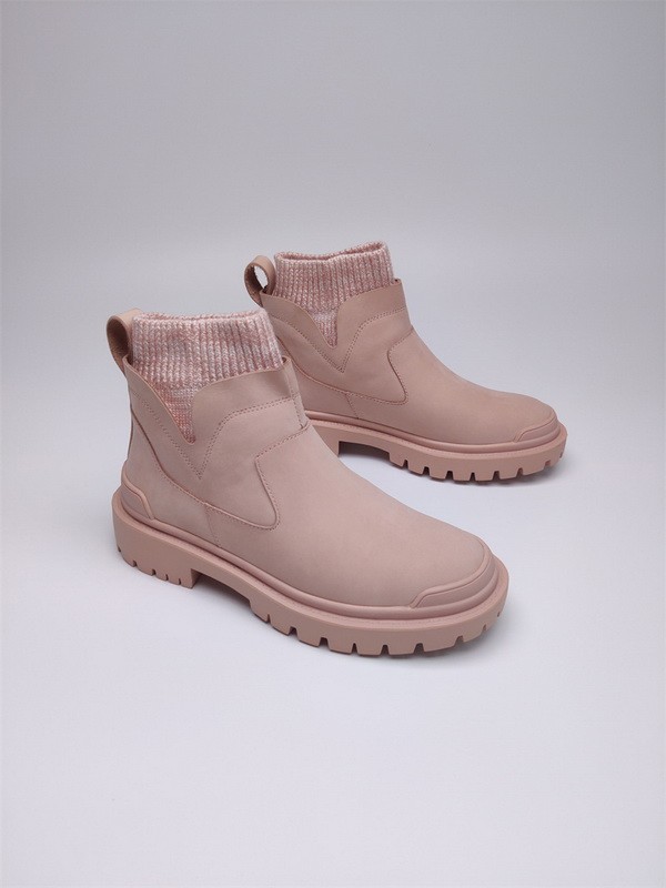 UG Boots Women-129