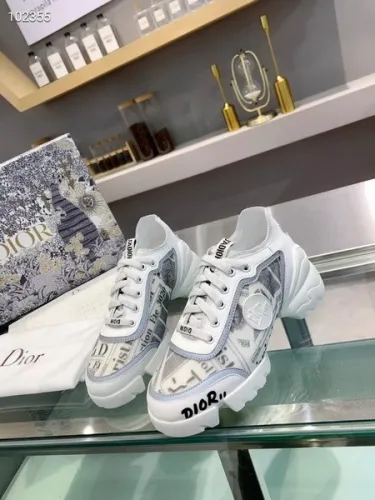Dior Women Shoes 1：1 quality-257