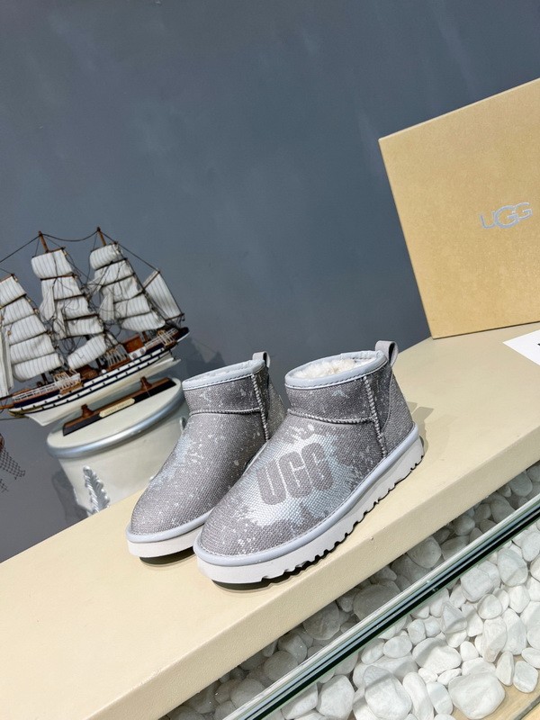 UG Boots Women-158