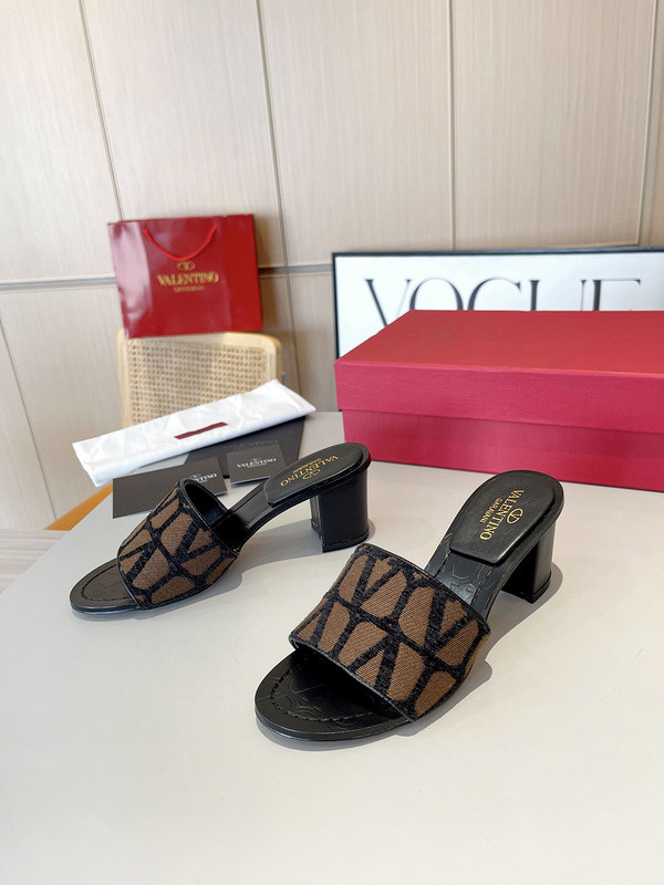VT women slippers AAA-244