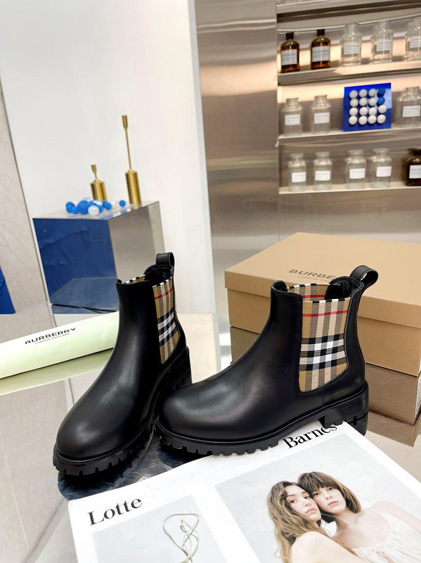 Burberry women shoes 1;1 quality-034