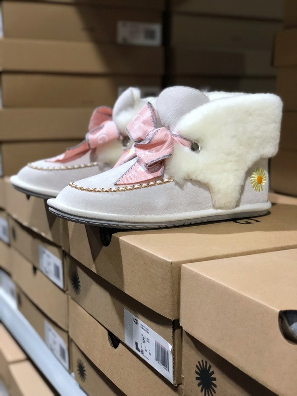 UG Boots Women-176